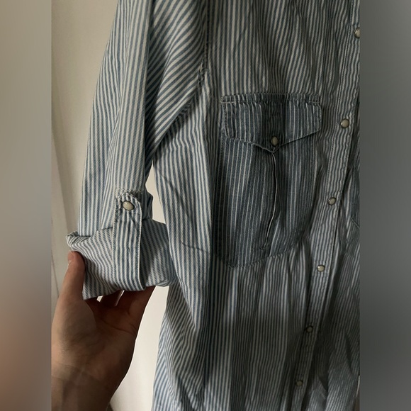Esprit | Striped Long Sleeve Button Down Shirt | Size Small - Picture 2 of 6